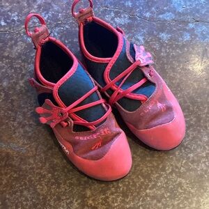 La Sportiva Stick it kids climbing shoes